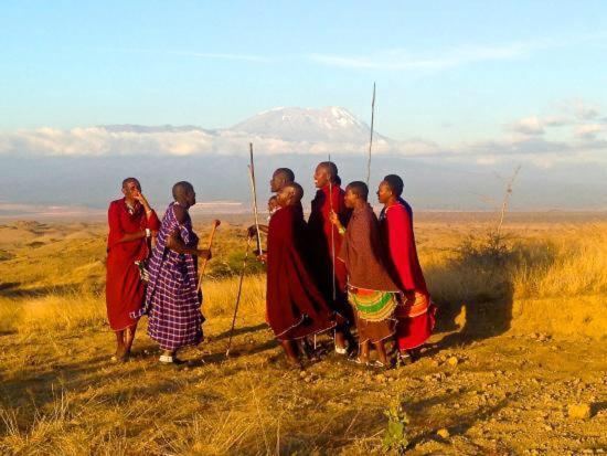Sanya Juu Osiligilai Maasai Lodge المظهر الخارجي الصورة
