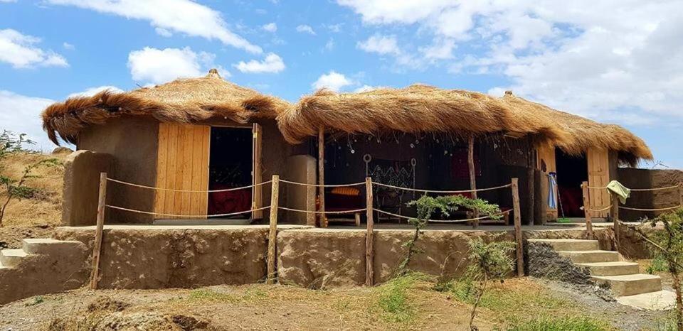 Sanya Juu Osiligilai Maasai Lodge المظهر الخارجي الصورة